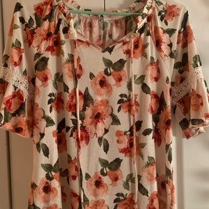 Floral top